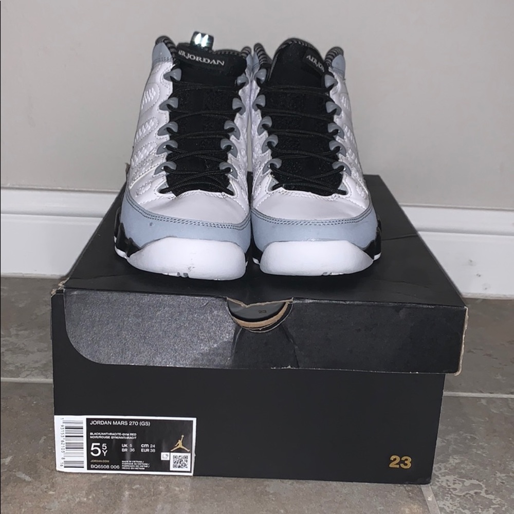 Jordan Mars 270